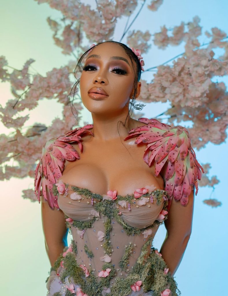 Thando Thabethe’s jaw-dropping moss-and-blossom gown at Durban July 2025