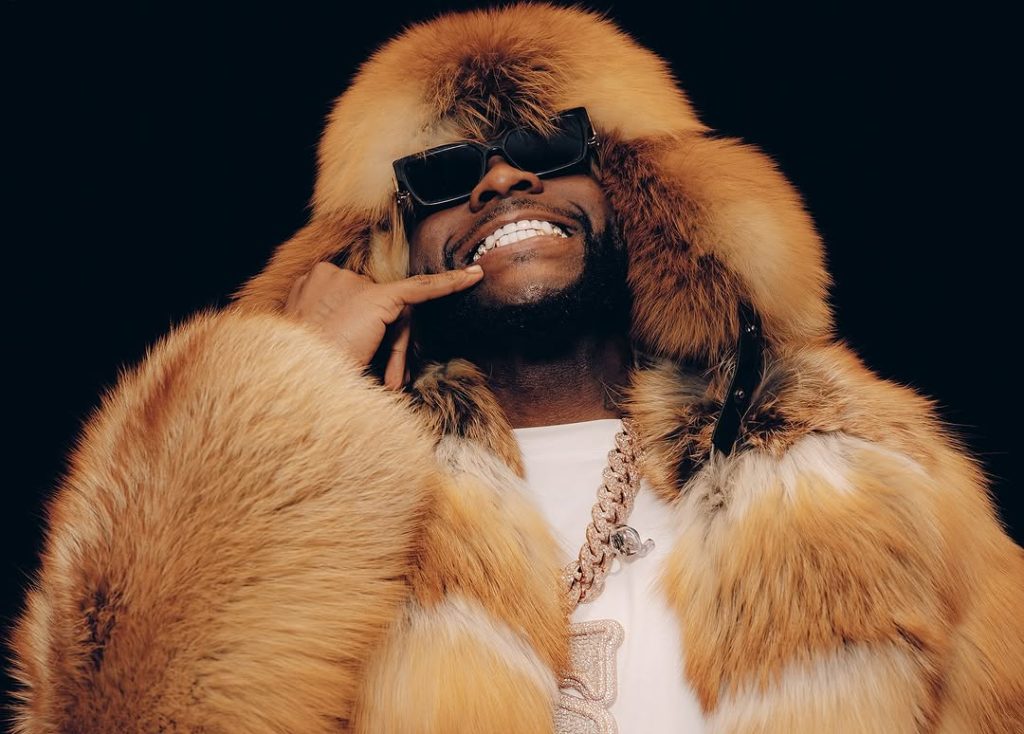 Davido Pulled Up in Fur and Fire for His Brooklyn 5IVE Tour Stop Davido