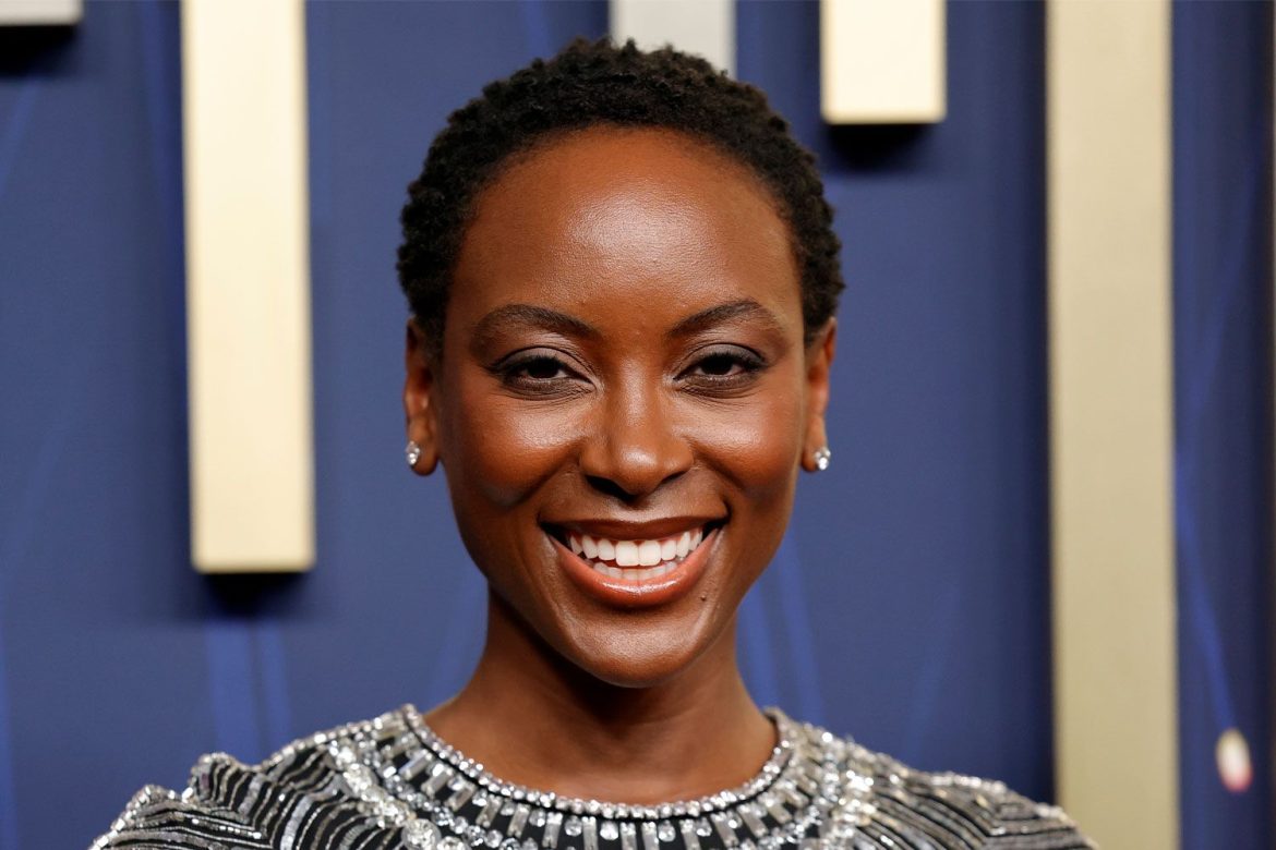 The Emmy Awards Red Carpet Was a Beauty Playground — From Blonde Crops to Golden Eyeshadow Emmy