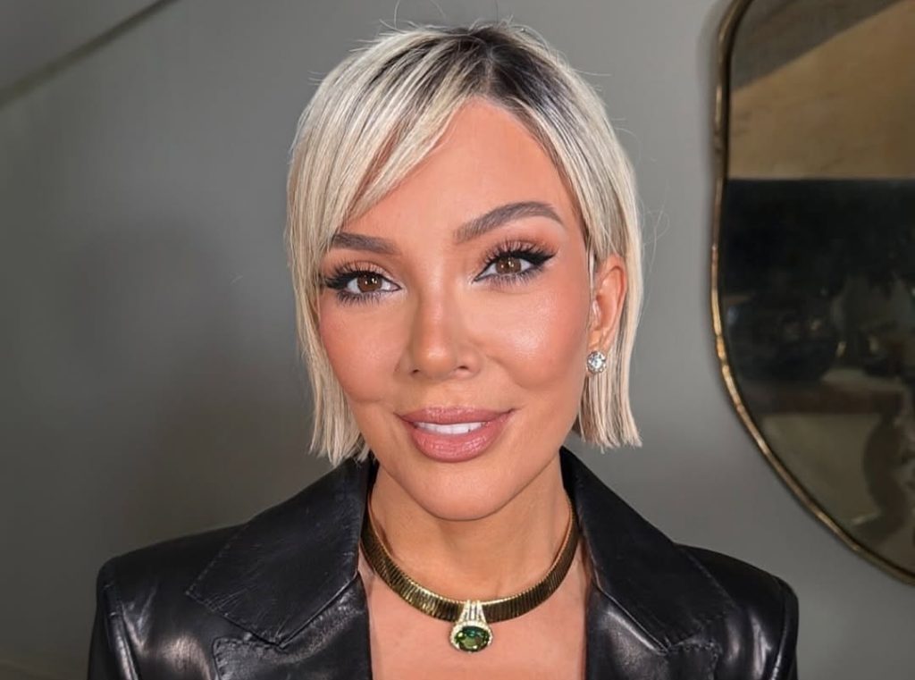 Kris Jenner Just Went Platinum Blonde — and the Internet’s Losing It Kris