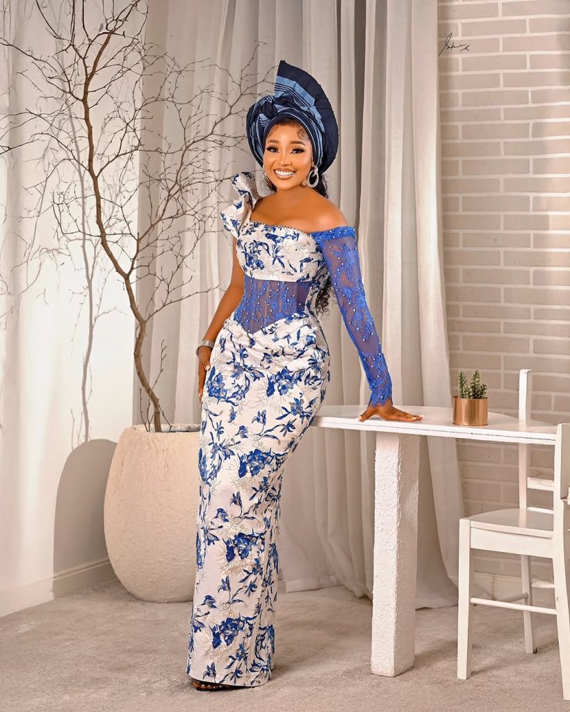 Omoni Oboli