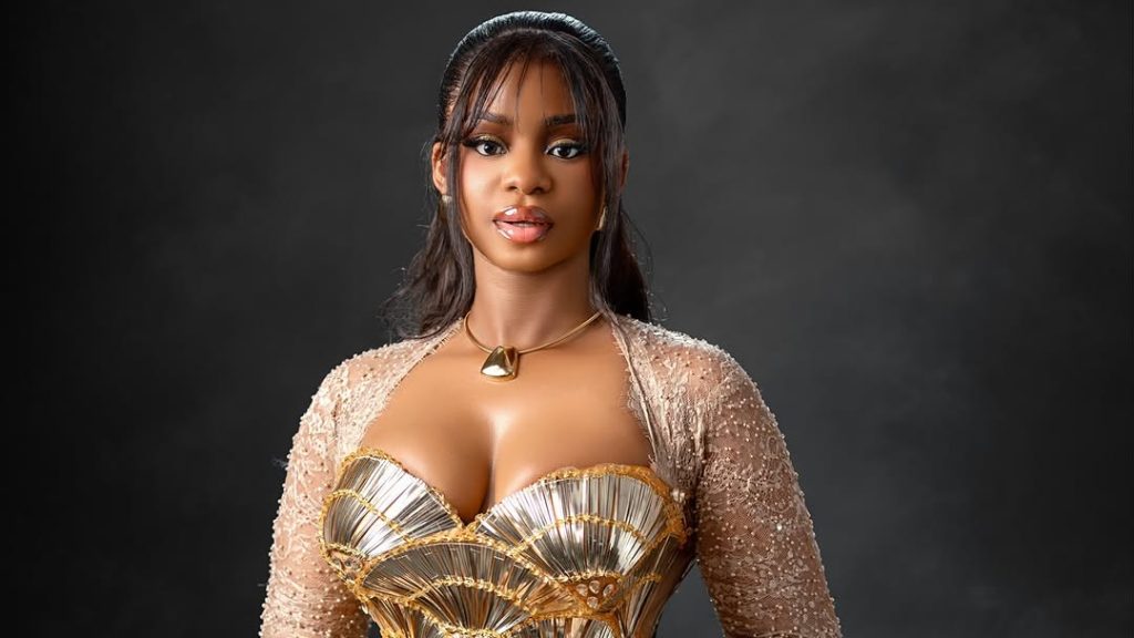 Priscilla Ojo Stuns in Sculptural Gold Corset at Diiadem’s 35th Birthday